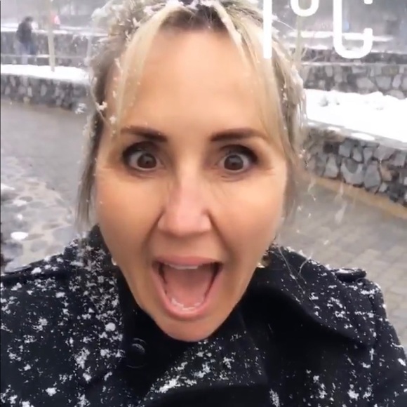 Meet your Posher, Beth - Picture 15 of 15